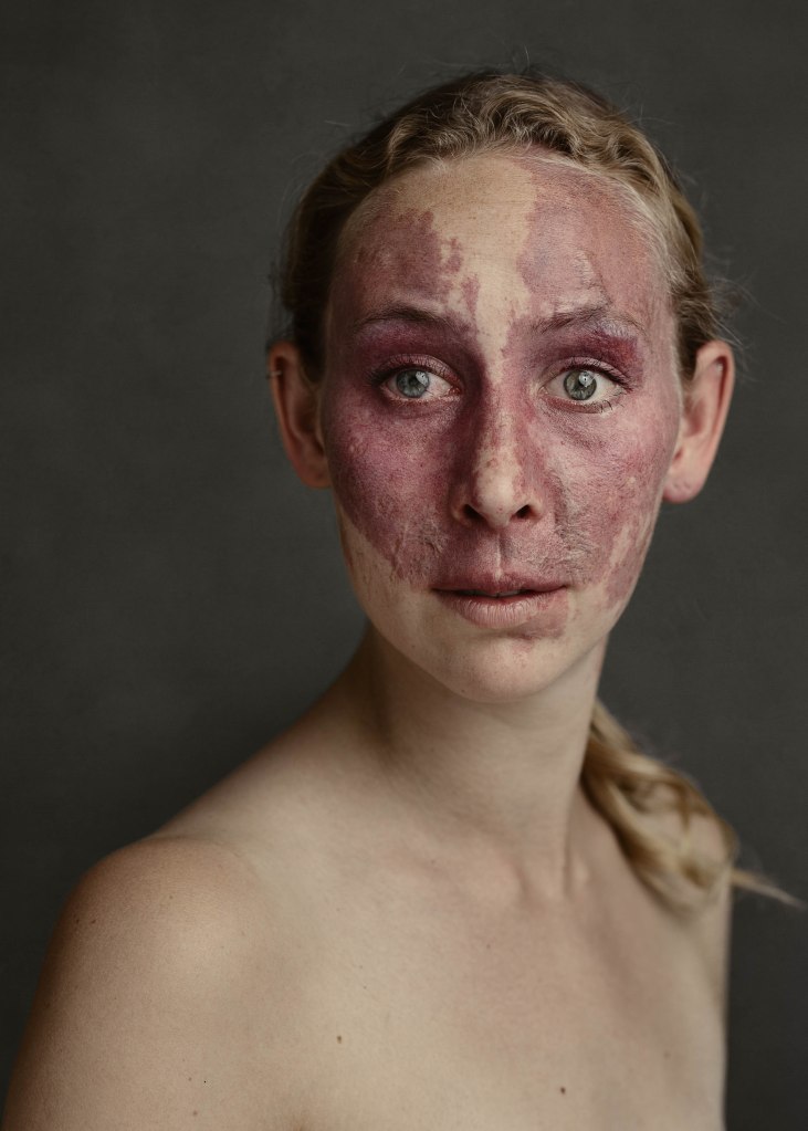 Iris Valentina Beautiful Faces Fotografie serie